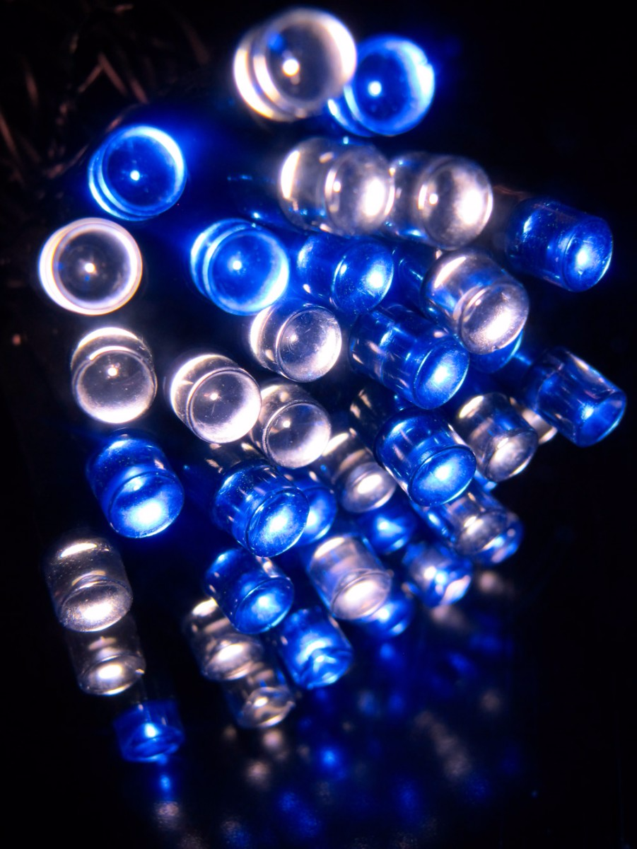 300 Blue & Cool White Led String Light - 15m | Christmas Lights | Buy online from The Christmas ...