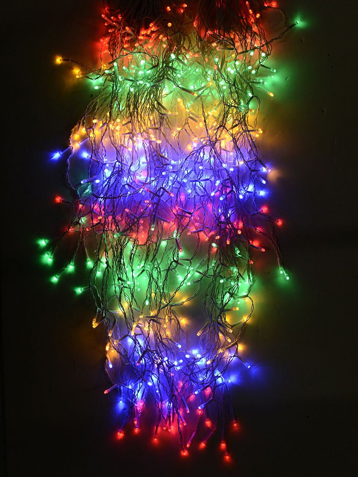 1008 Multi Colour LED Icicle Lights 8 Function With Memory Hold | 35m — image 6