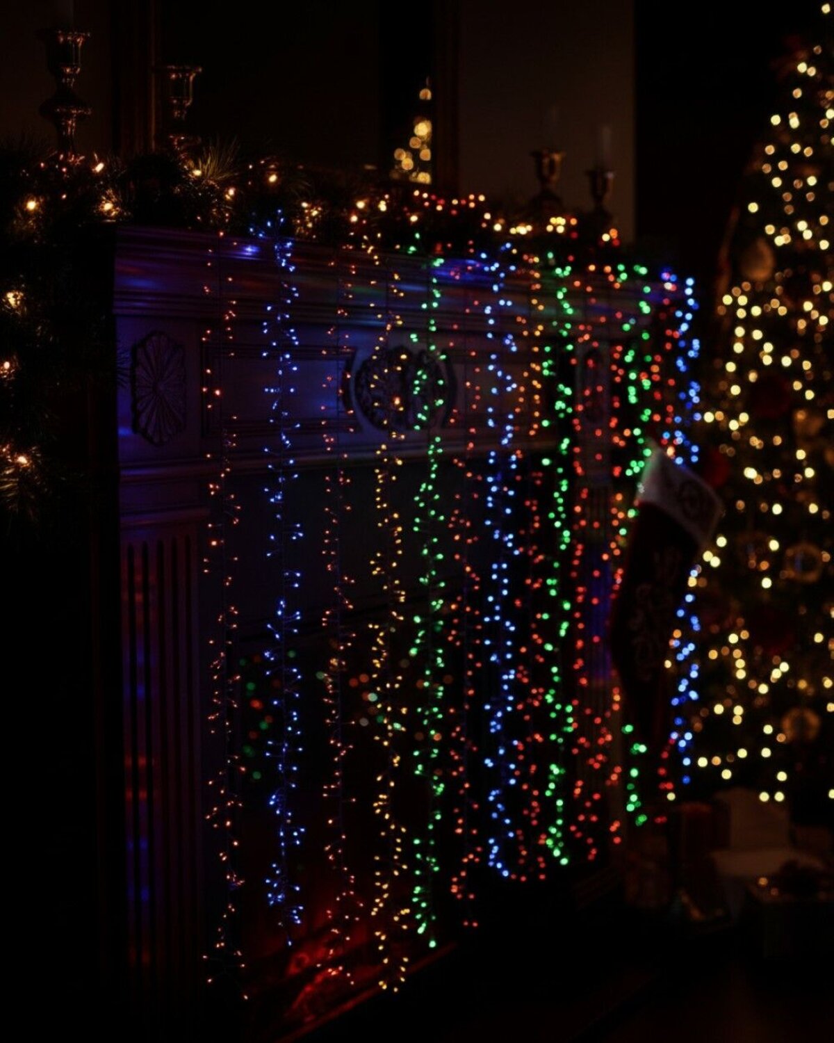 1125 Dual Colour LED Firecracker Cluster Curtain Lights 12 Function | 2.5m — image 2