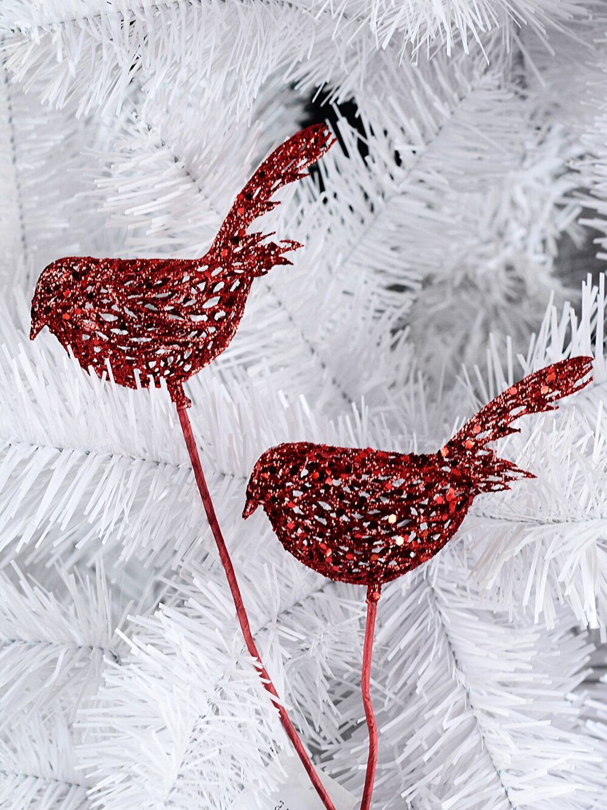 Red Robin Mesh With Embellishments Christmas Tree Clip Pick | 11cm — image 2