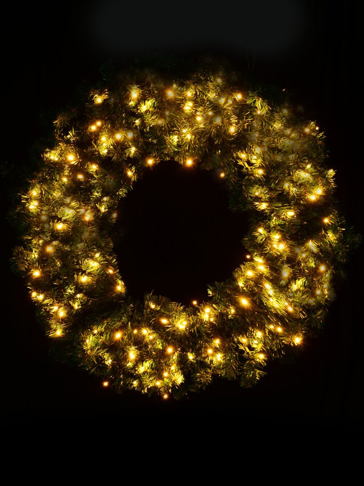 1.2m Grand Statement Pre-Lit Balsam Fir Christmas Wreath | 420 Tips & 180 LED — image 5