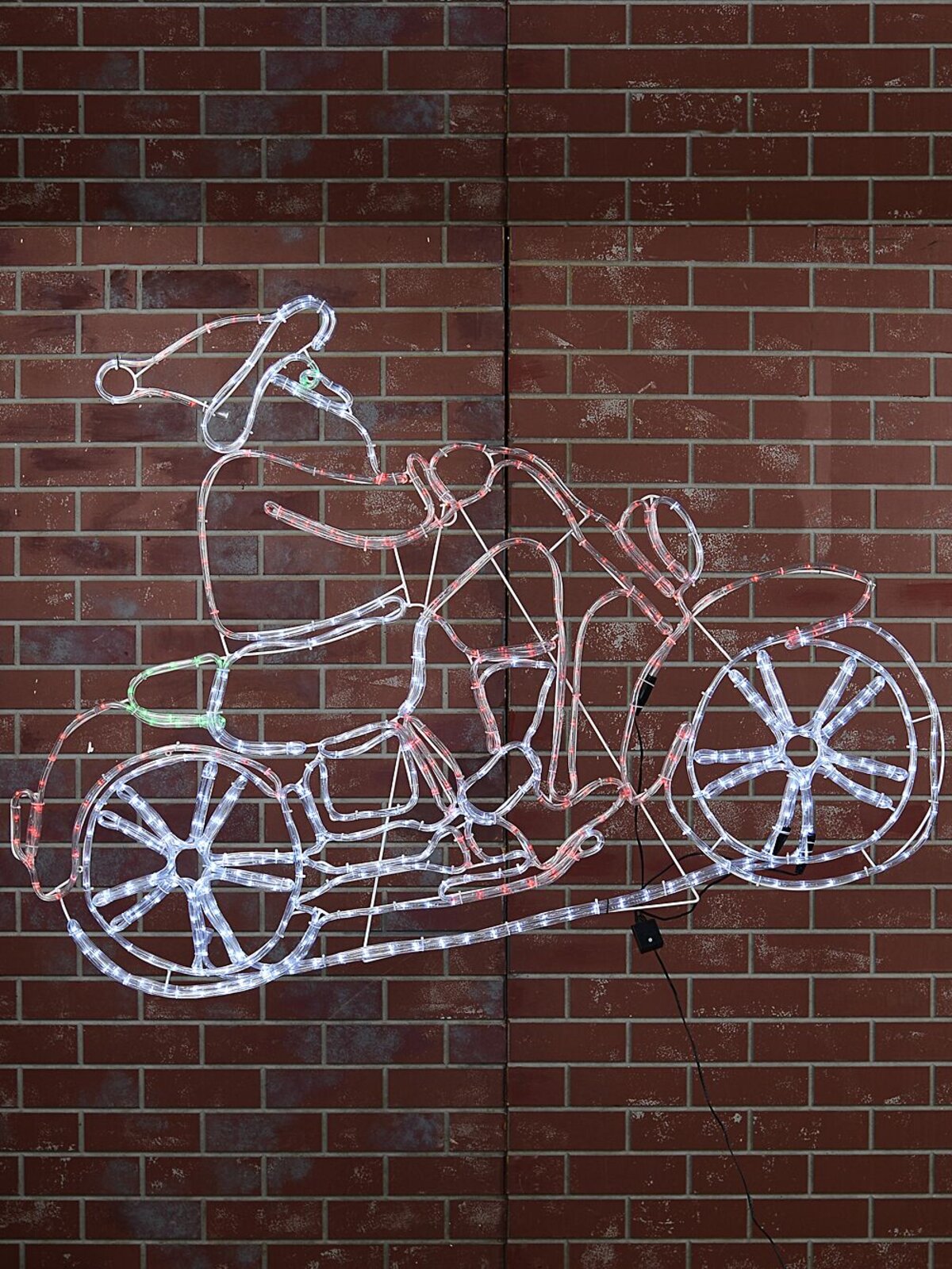 1.5m Santa Riding Motorbike With Cool White, Red & Green LED Light Display — image 4