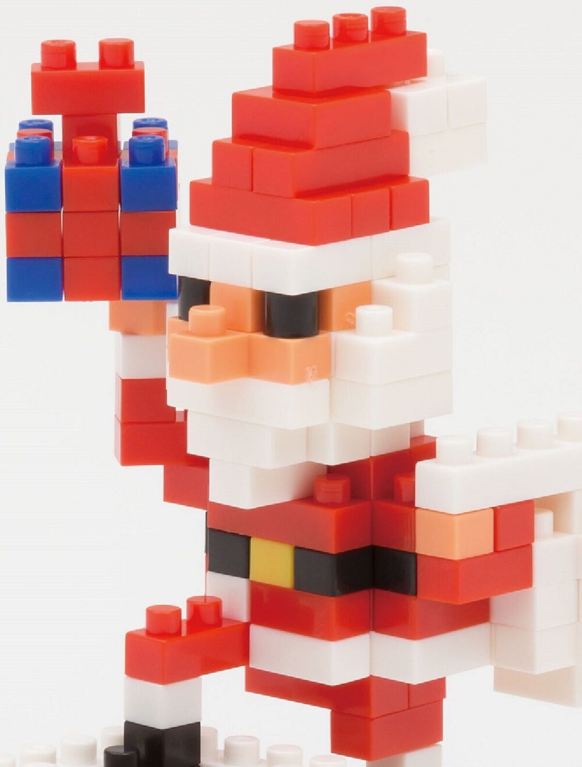 160 Piece Nanoblocks Santa Claus On The Chimney NBC_127  — image 2