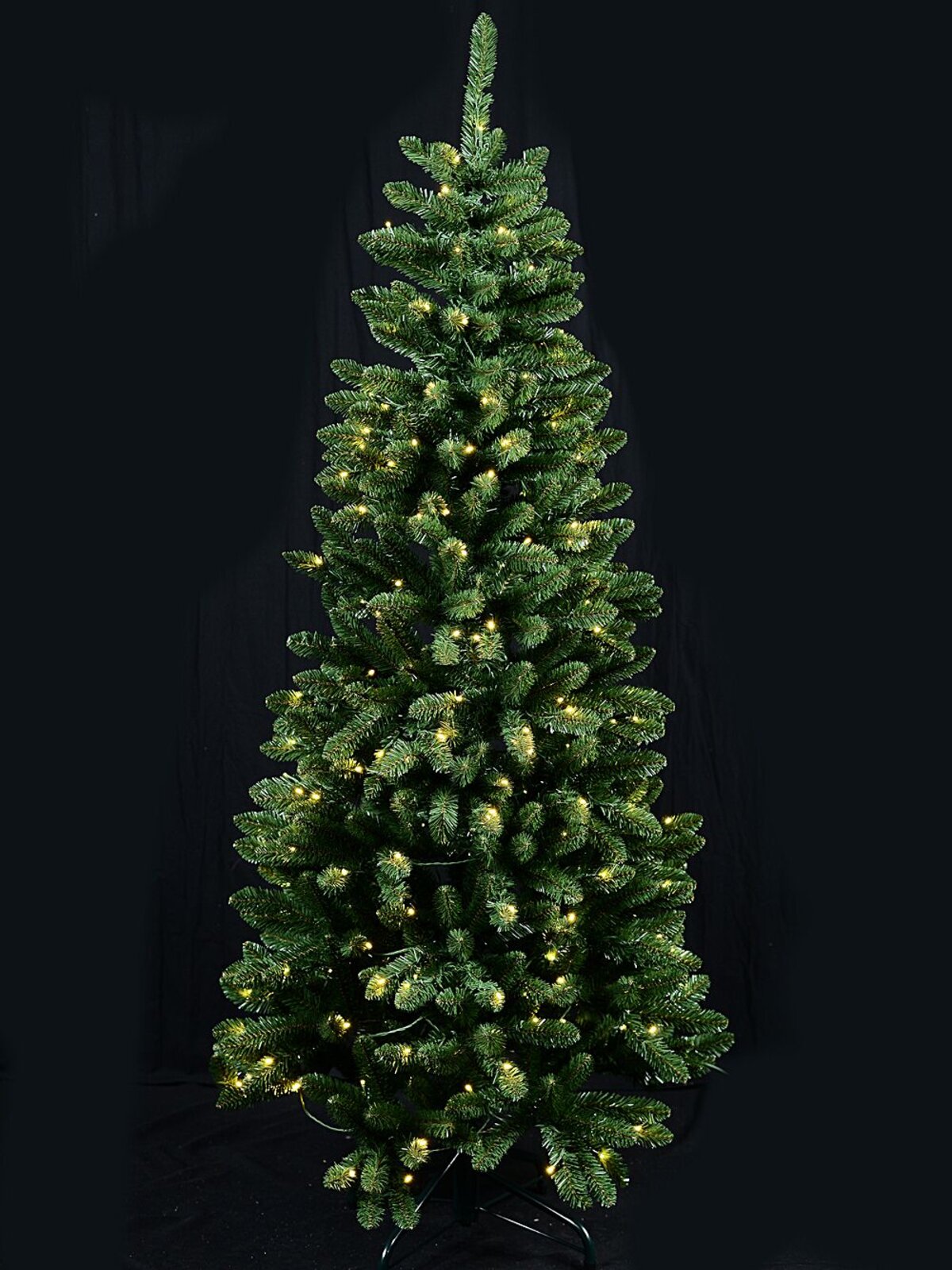 1.8m Pine Gorge Pre-Lit Tree With 602 Tips & 250 Warm White Lights — image 2