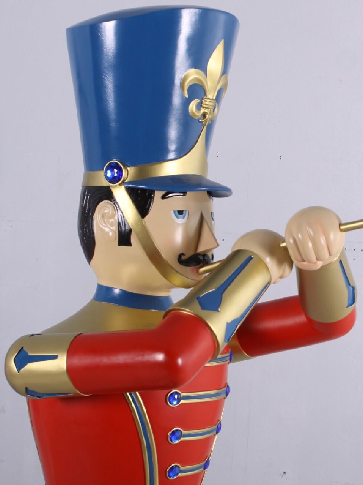 1.8m Tin Soldier & Coach Horn Life Size Resin Ornament — image 6