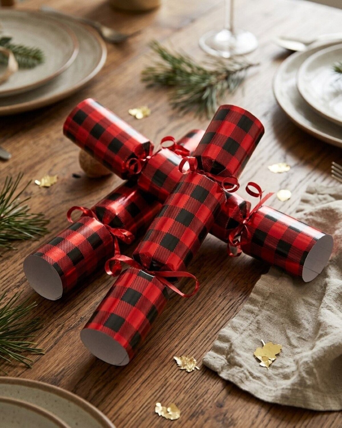 100x Red Tartan Small Christmas Bon Bons (Crackers) | 24cm — image 4