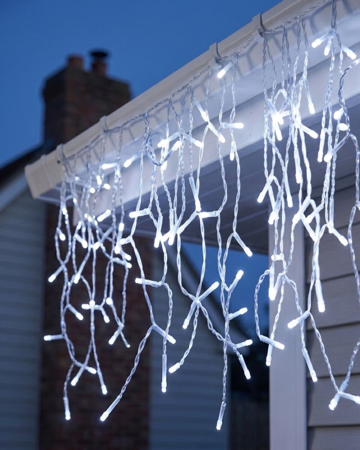 360 Snowing Cool White LED Icicle Lights 5 Speed With Static | 8m — image 4