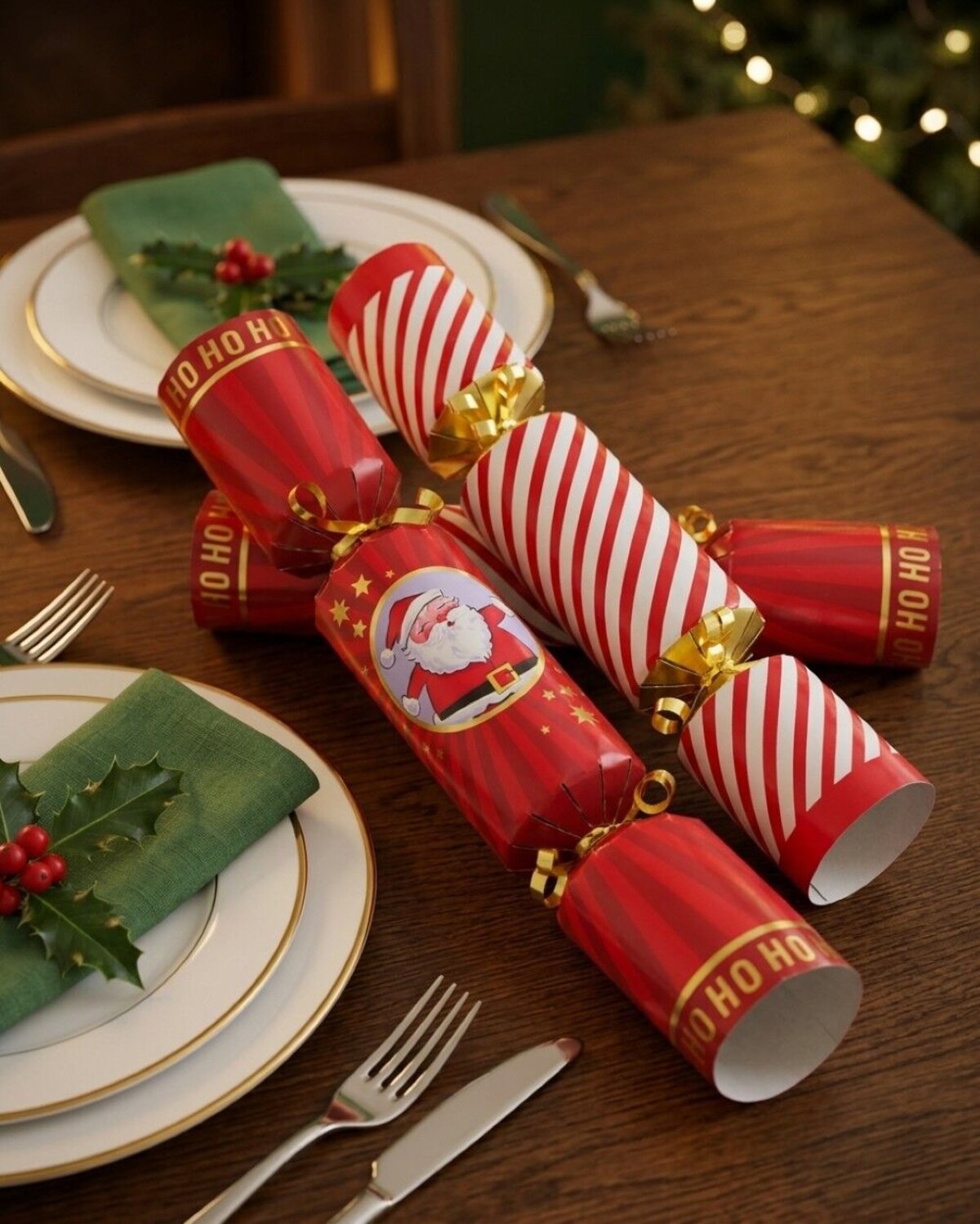 50x Jolly Santa & Candy Cane Stripe Christmas Bon Bons (Crackers) | 31cm — image 2