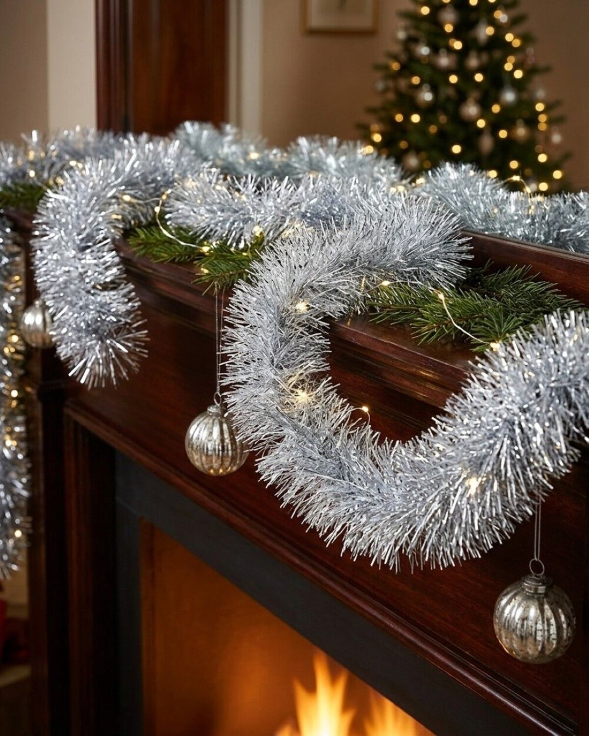 Professional 8ply Silver Metallic Fir Needle Christmas Tinsel Garland | 5m x 15cm — image 4