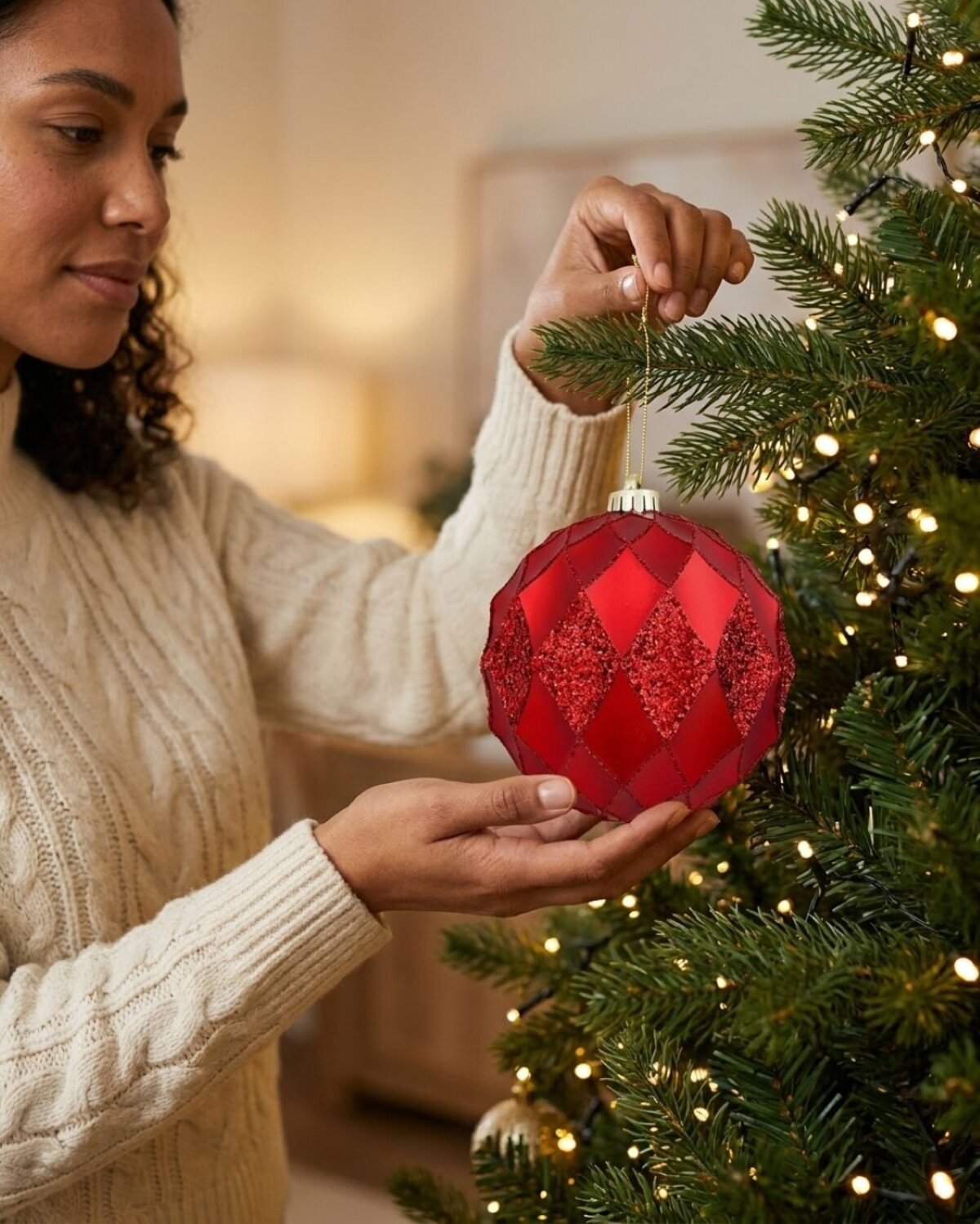 2x Dynamic Red Grand Diamond Textured Glitter Baubles | 15cm — image 3