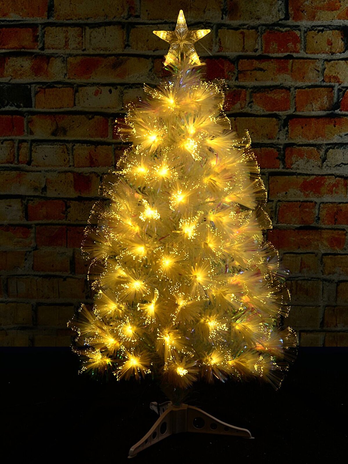 90cm Iridescent Glow Pine Warm White Dynamic LED Fibre Optic Tree | 80 Tips — image 5