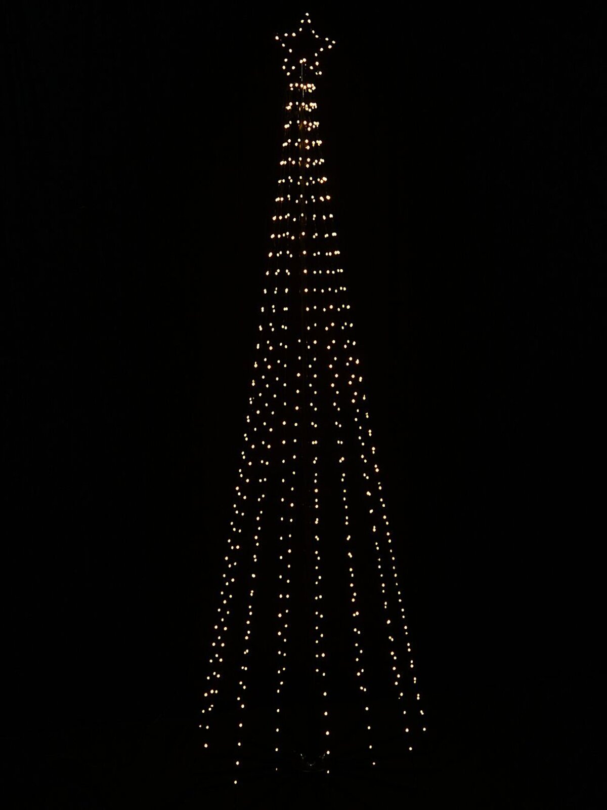 2.1m Aurora Dynamic Dual Colour LED Outdoor Conical Tree | 580 Lights — image 7