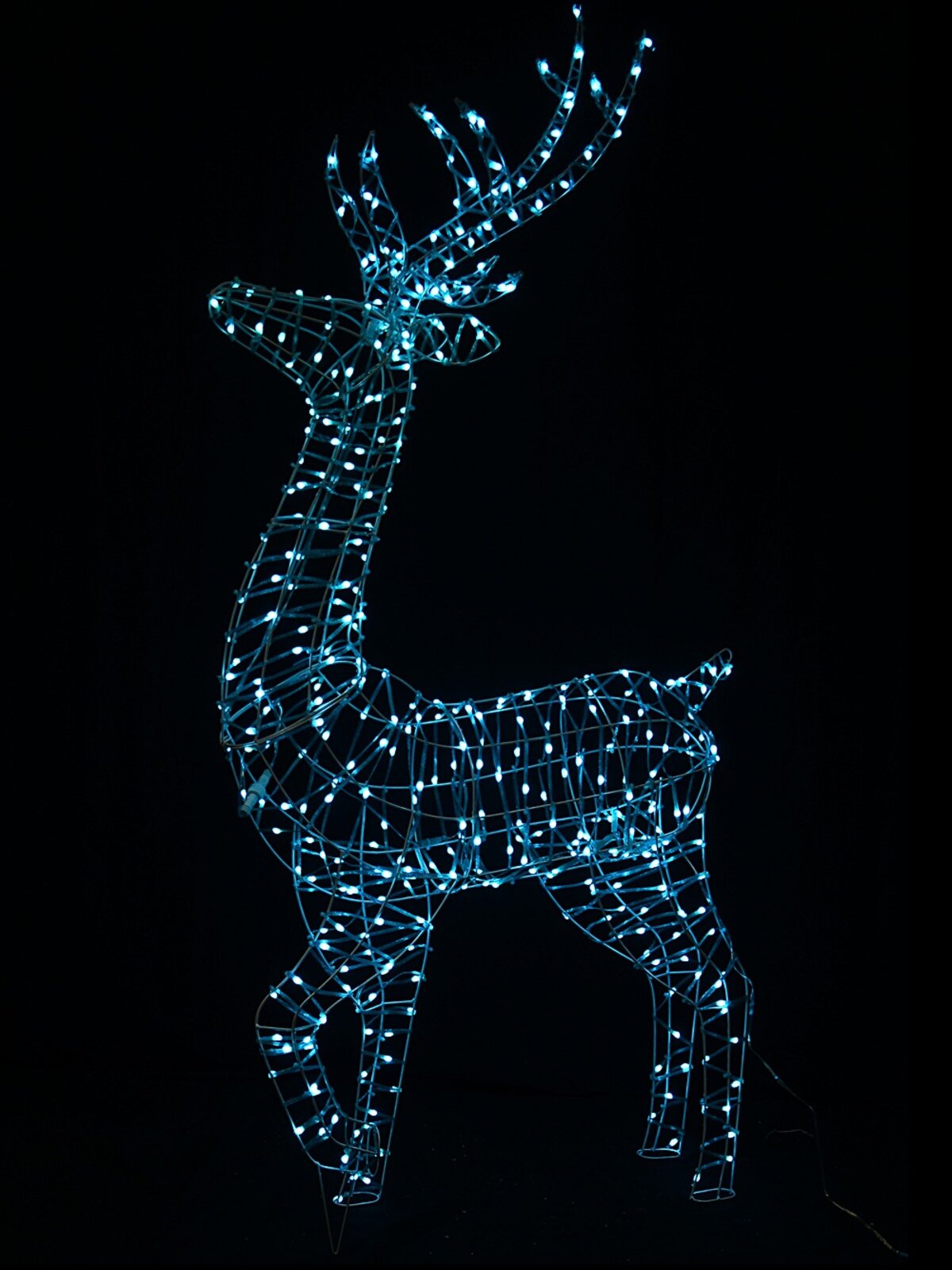 1.5m Rainbow Reindeer 3D Smart LED Outdoor Christmas Motif | 17 Sequences — image 9
