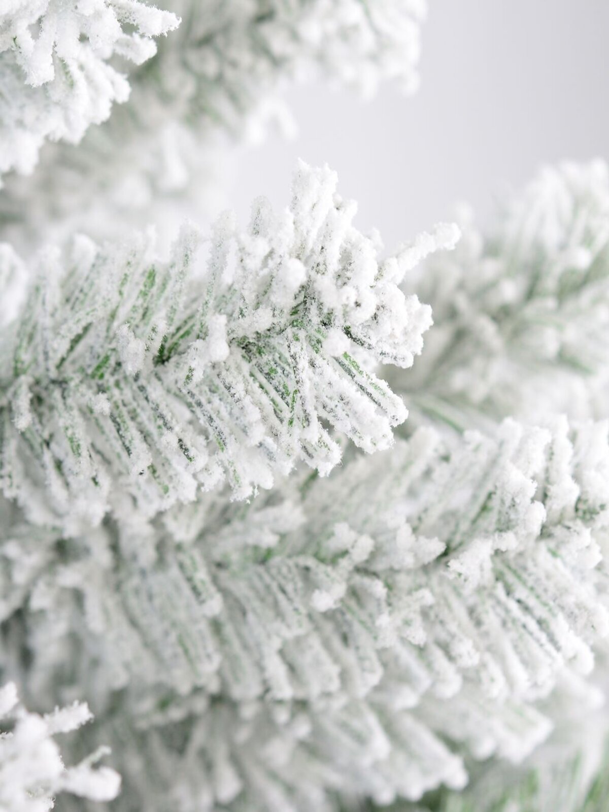 2.3m Dawn White Heavily Flocked Christmas Tree | 1144 Tips & Hinged Branches — image 5