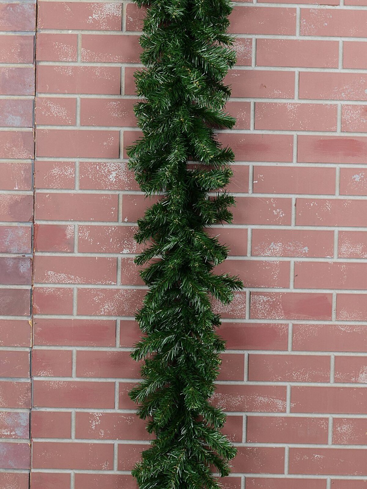 2.7m Balsam Pine Christmas Garland | 240 Tips — image 5