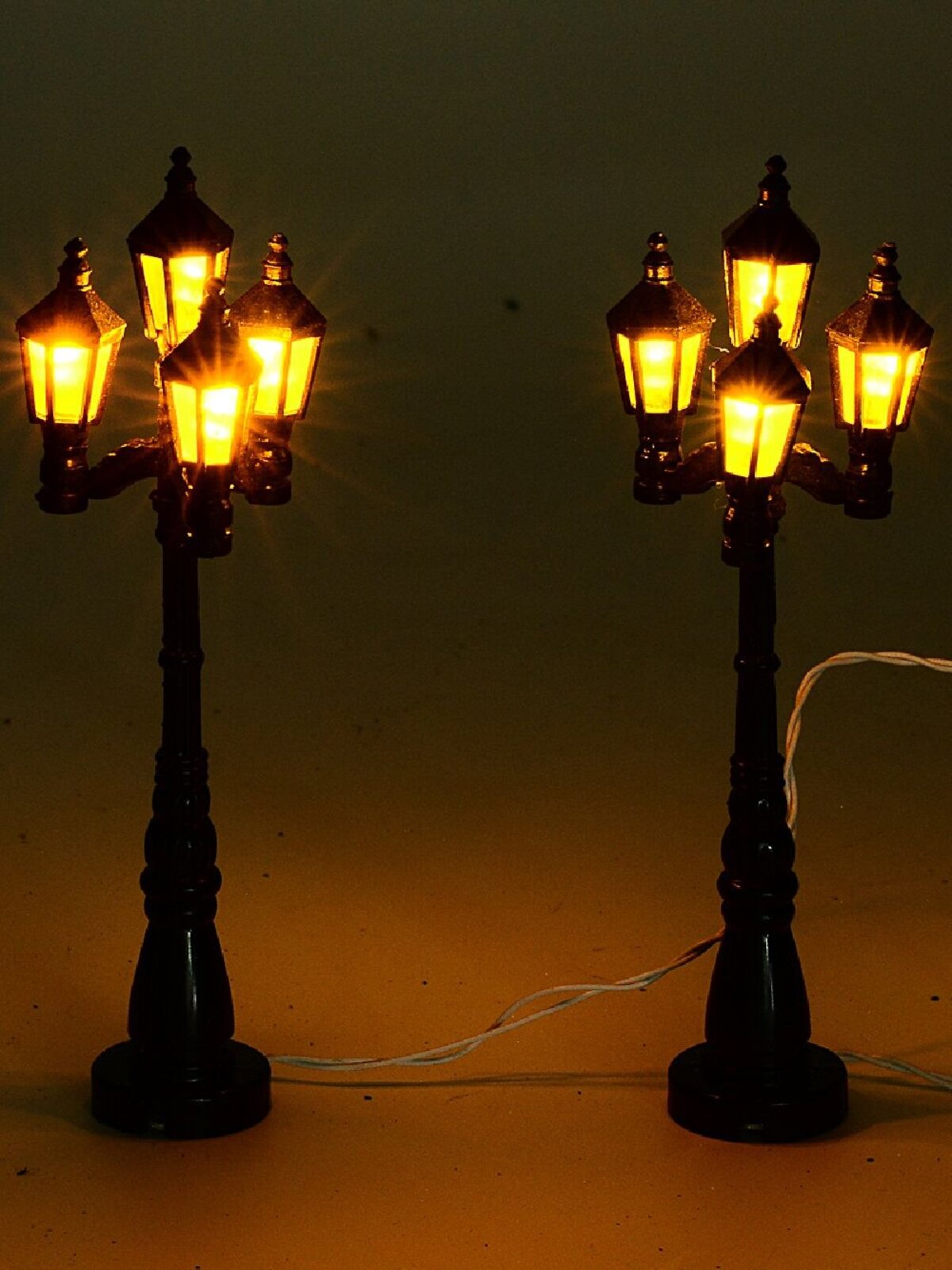 2x LED Victorian Street Lantern Village Accessories | 11cm — image 5