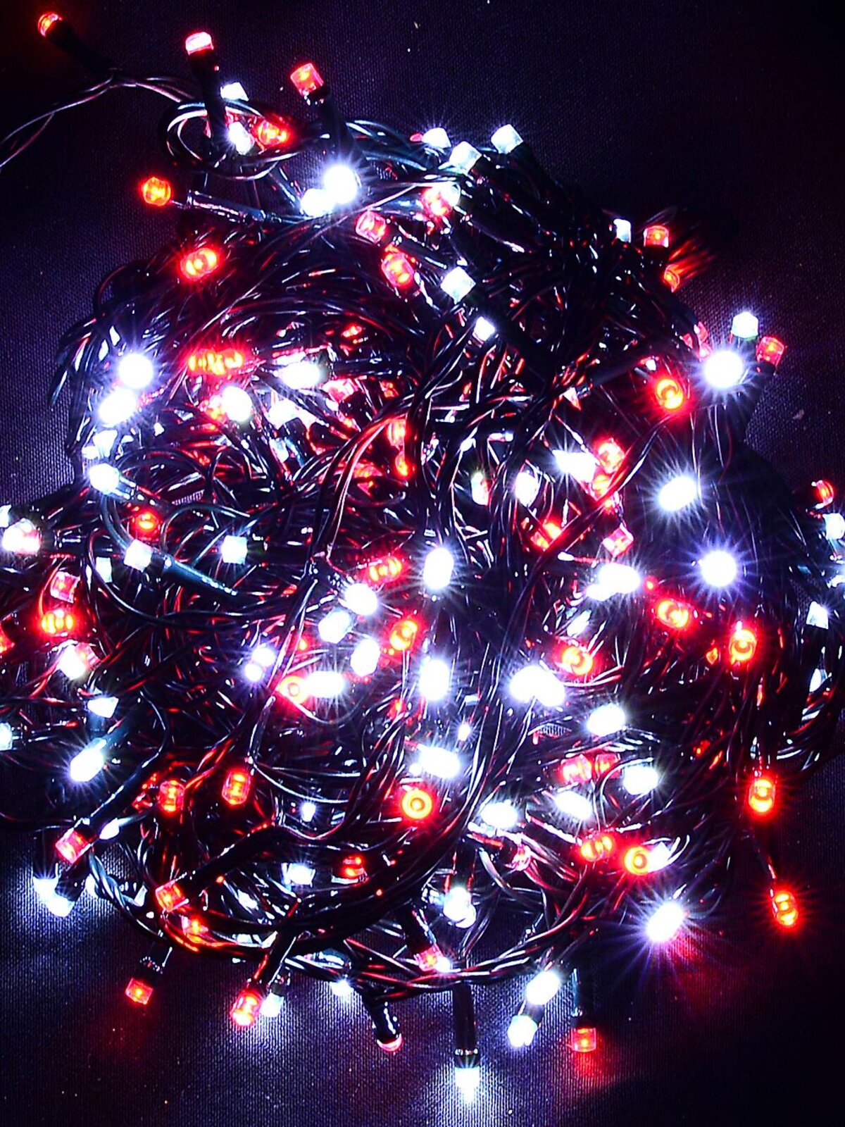300 Red & Cool White LED String Fairy Lights 8 Function With Timer | 15m — image 3