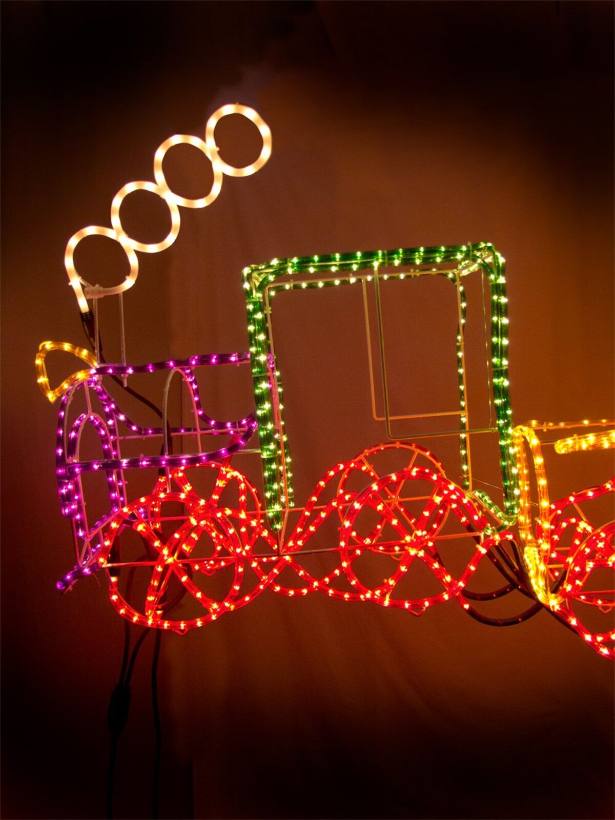 3D Rope Light Train With Two Carriages - 2m — image 2