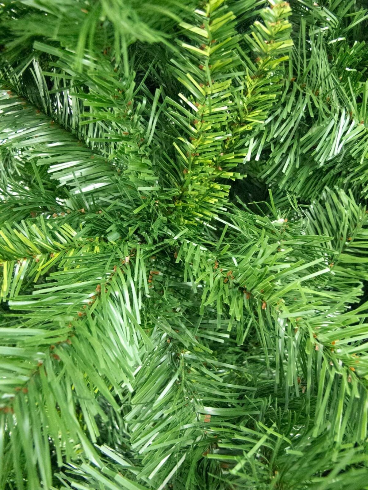 3m Eastern Evergreen Artificial Christmas Tree | 2711 Tips & Hinged Branches — image 5