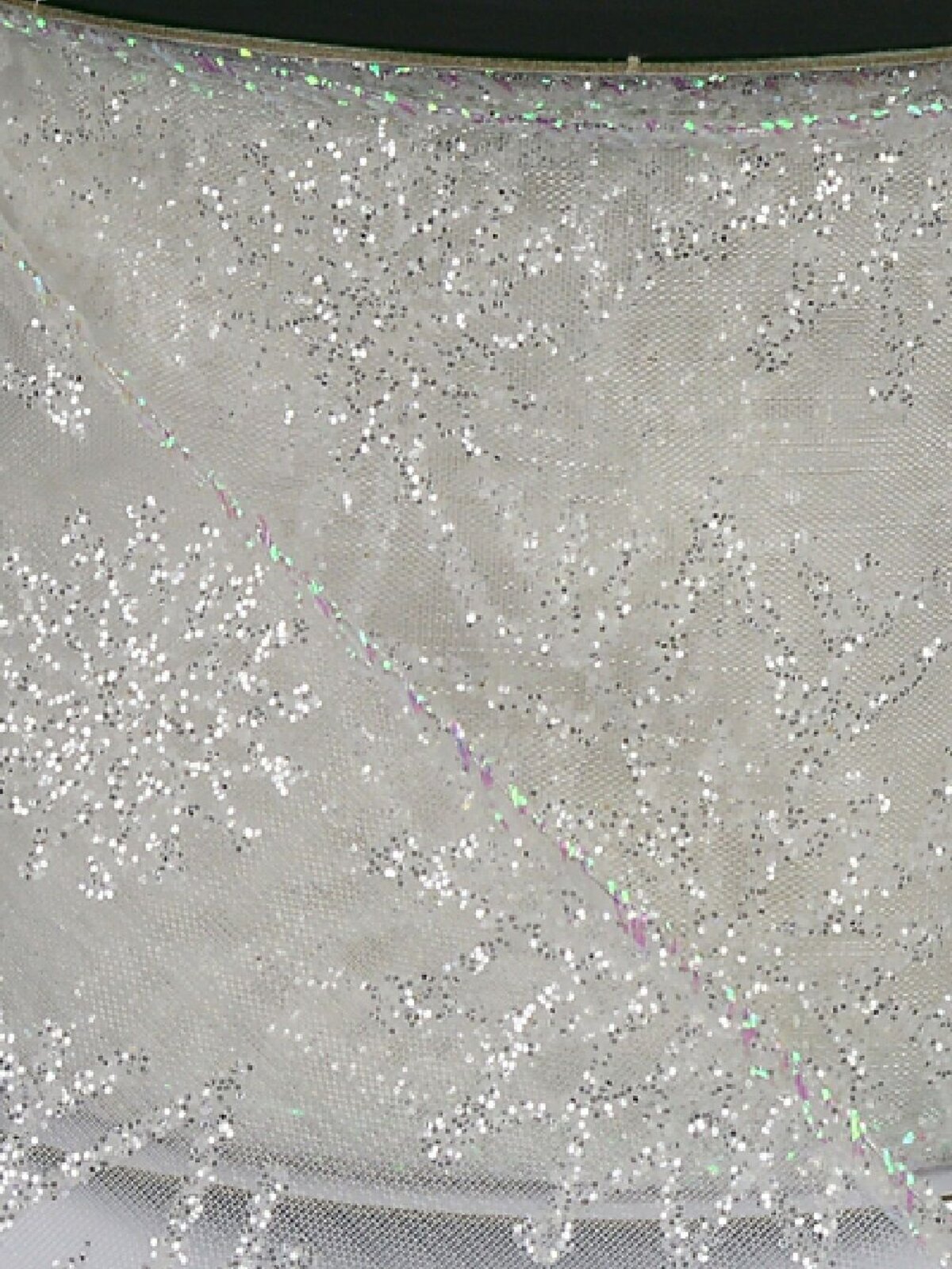 3m Silver Snowflake Pattern On Sheer White Wide Cut Ribbon