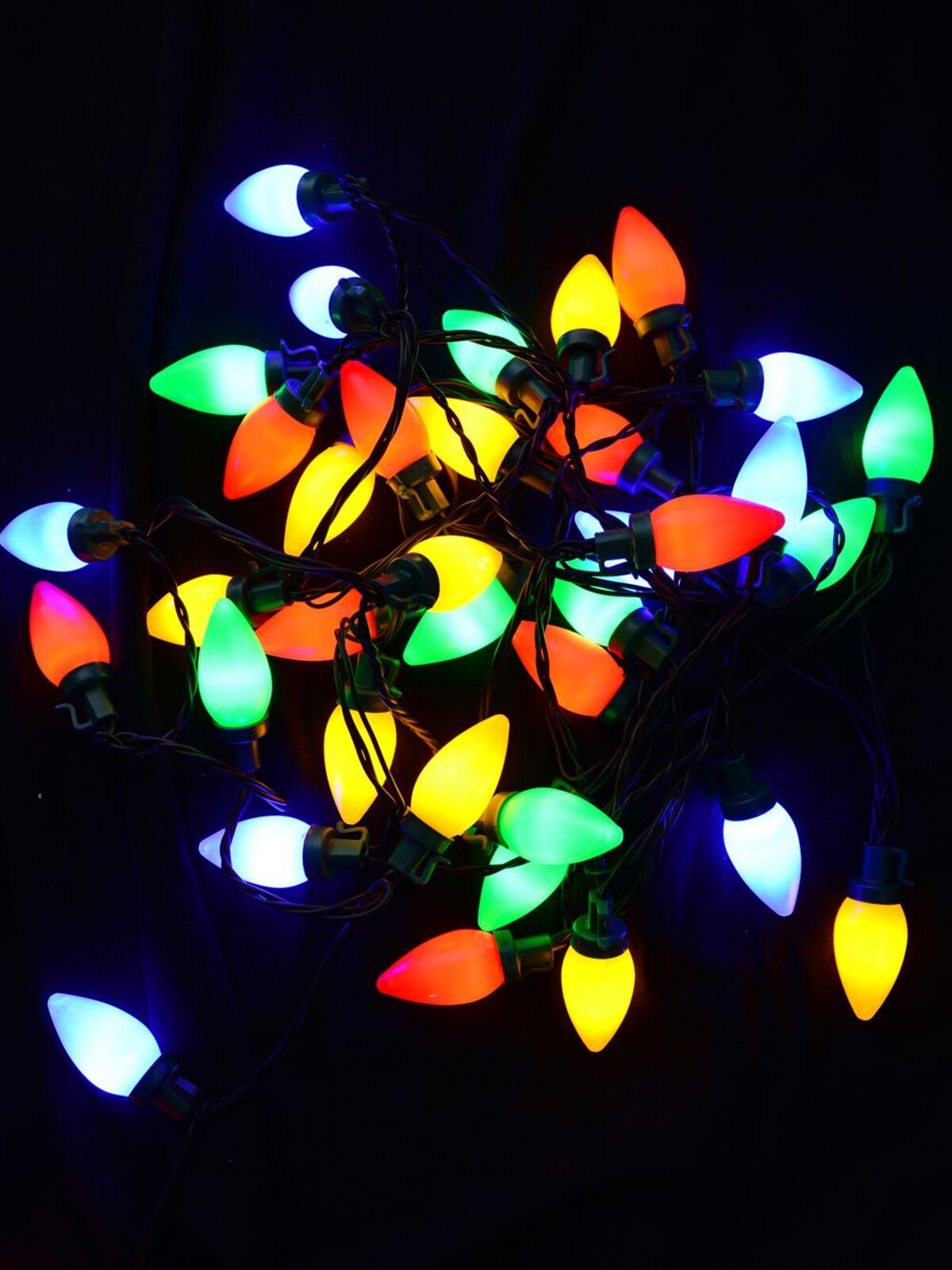 40 Multi Colour LED With C7 Bulb 3.9m String Light — image 2