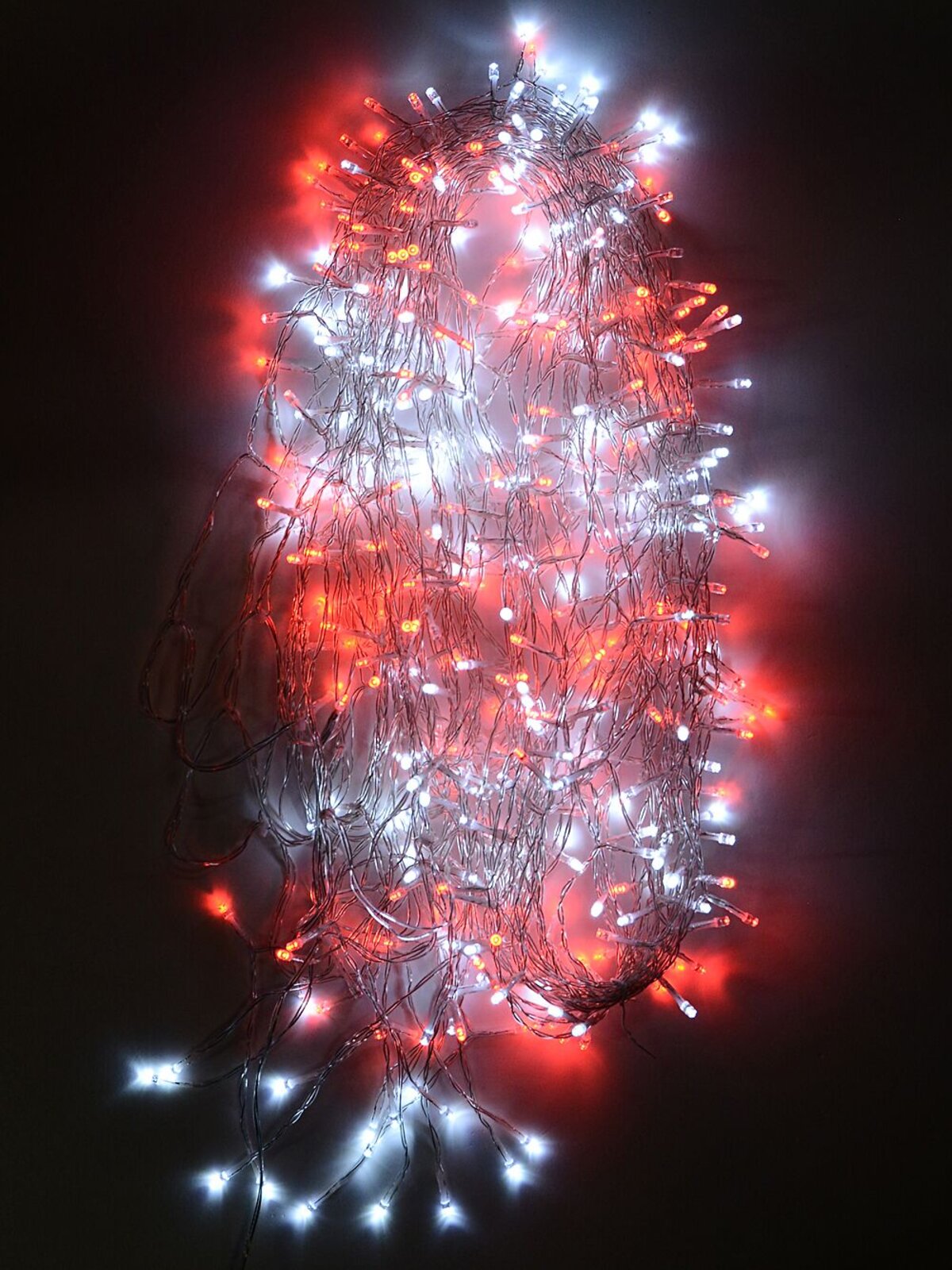 400 Red & Cool White LED 2m String Curtain Light — image 4