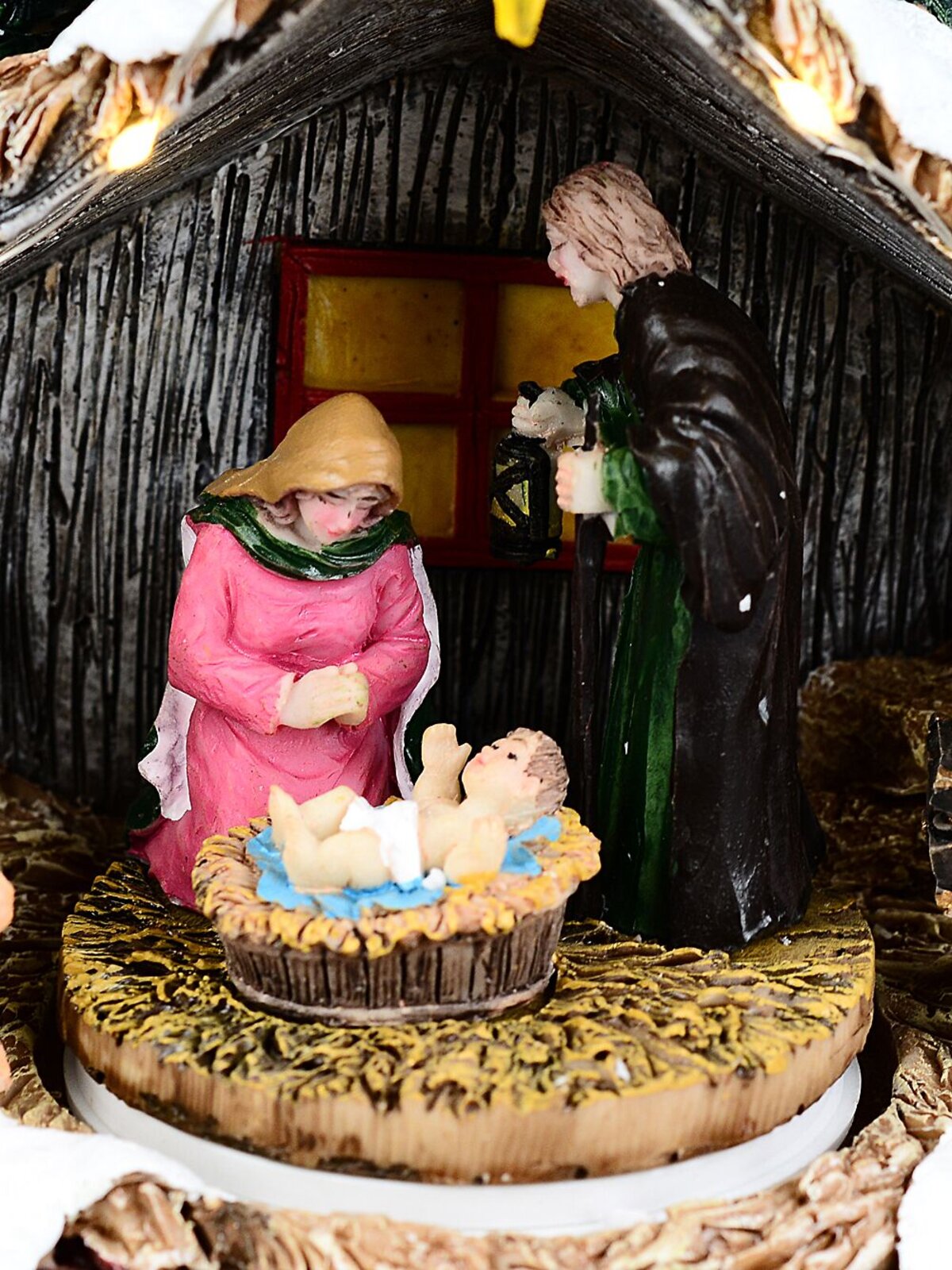 42cm Nativity Tree Stable With Manger & Animated Angel LED Christmas Scene — image 6