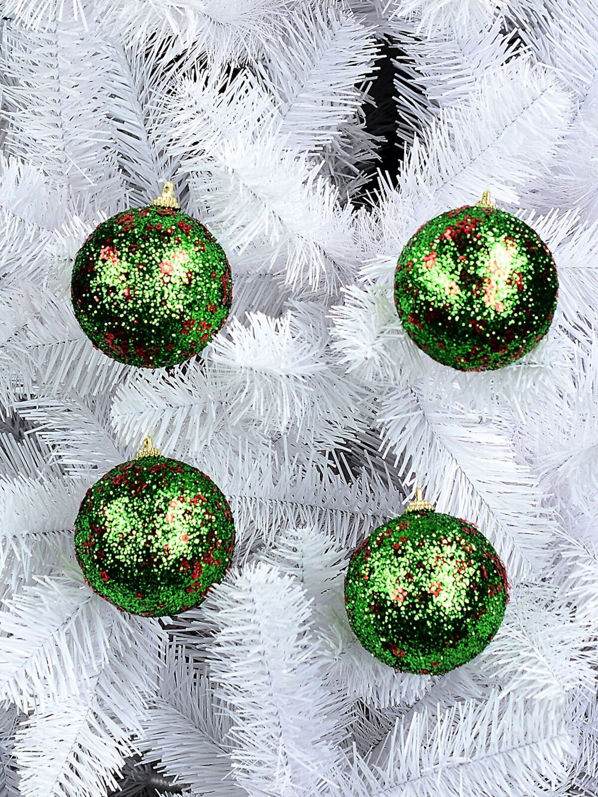 4x Dynamic Green Glitter Statement Red Star Baubles | 80mm — image 2