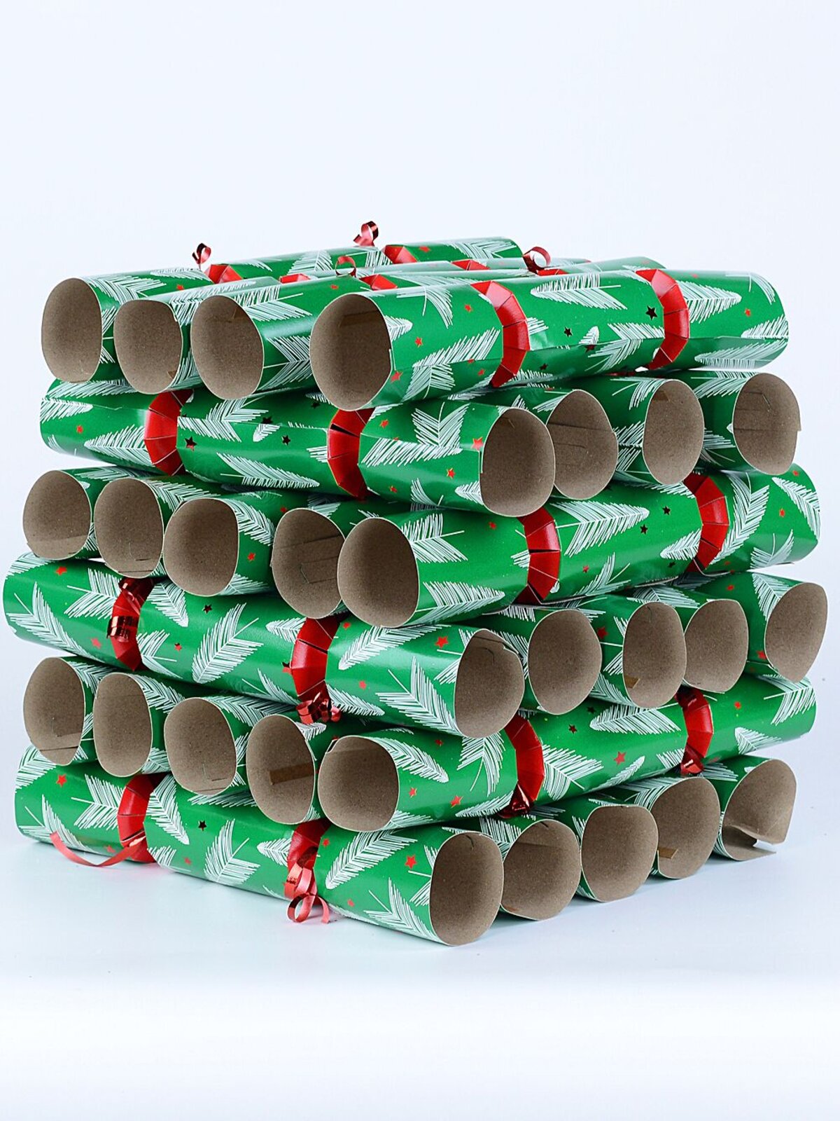 50x White Pine Trees On Green With Stars Christmas Bon Bons (Crackers) | 30cm — image 2