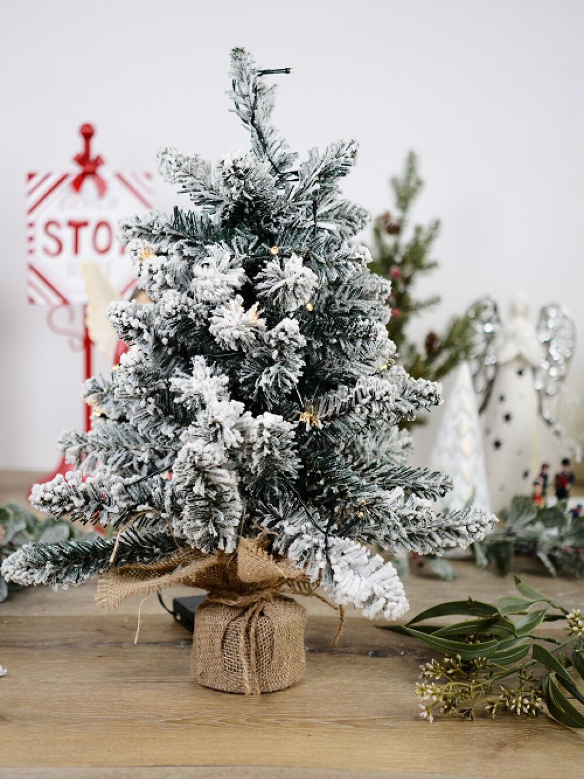 51cm Pre-Lit Perisher Snow Flocked Green Tabletop Christmas Tree With 65 Tips — image 6