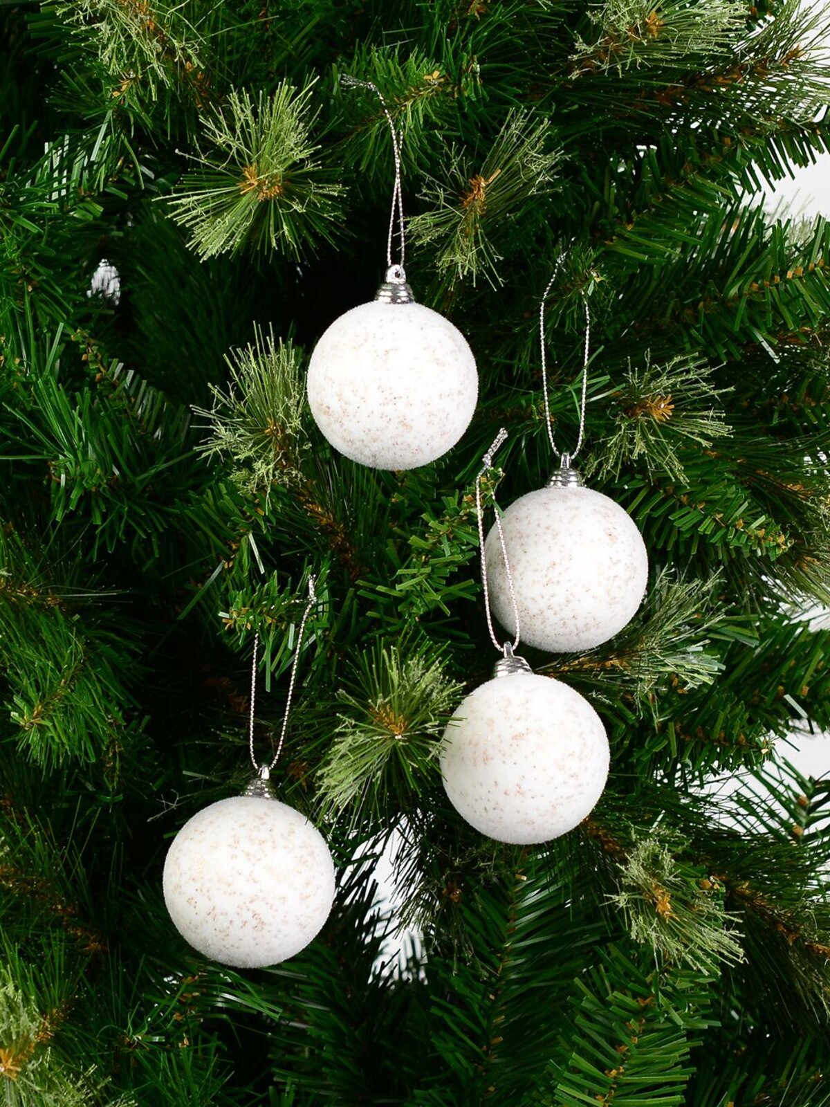 6x 60mm White Furry Foam Christmas Baubles With Champagne Flecks — image 2