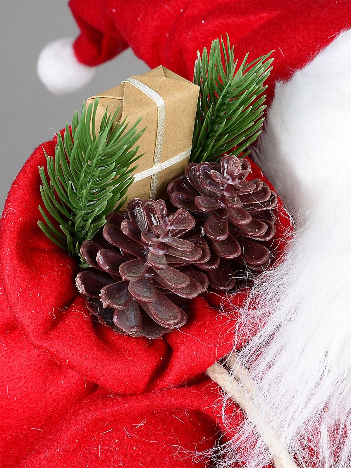 72cm Traditional Santa Claus With Present & Gift Sack Decorative Ornament — image 7