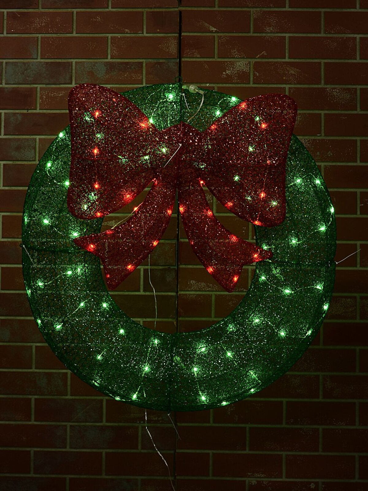 92cm Green & Red With Twinkle LED Mesh Wreath & Bow Light Display — image 2