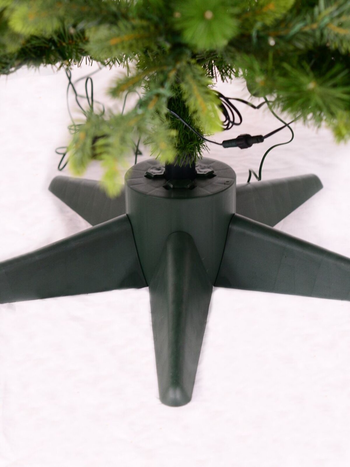 Artificial Christmas Tree Replacement Stand | Universal 5-Leg 19mm-32mm Pole — image 5