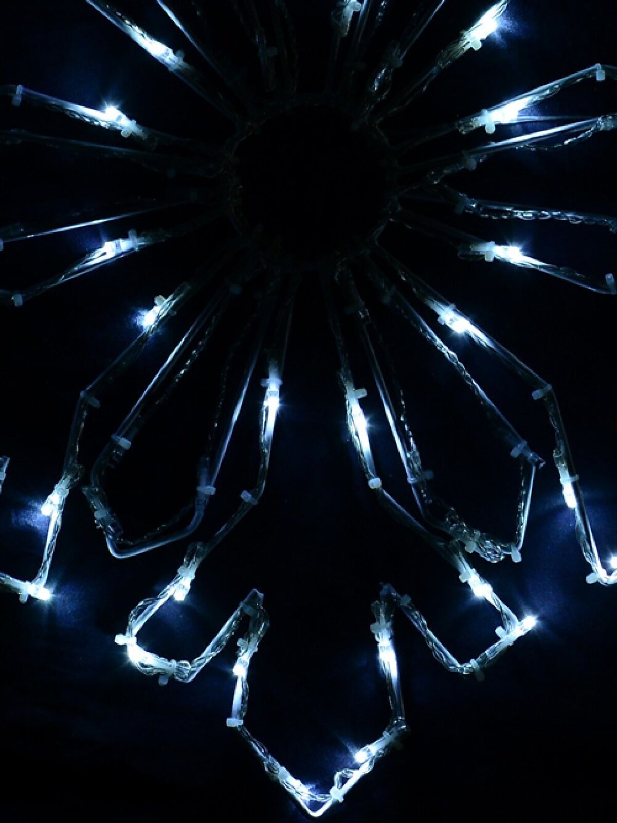 Blue & Cool White LED Snowflake String Light Silhouette - 58cm — image 5