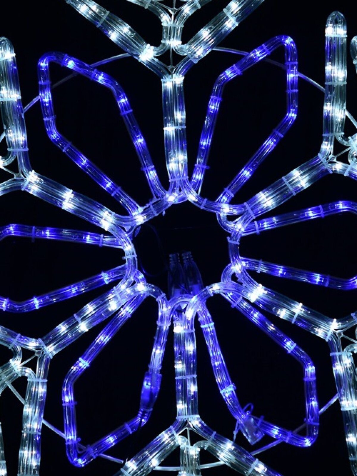 Blue & Cool White LED Stellar Snowflake Rope Light Silhouette - 75cm — image 4