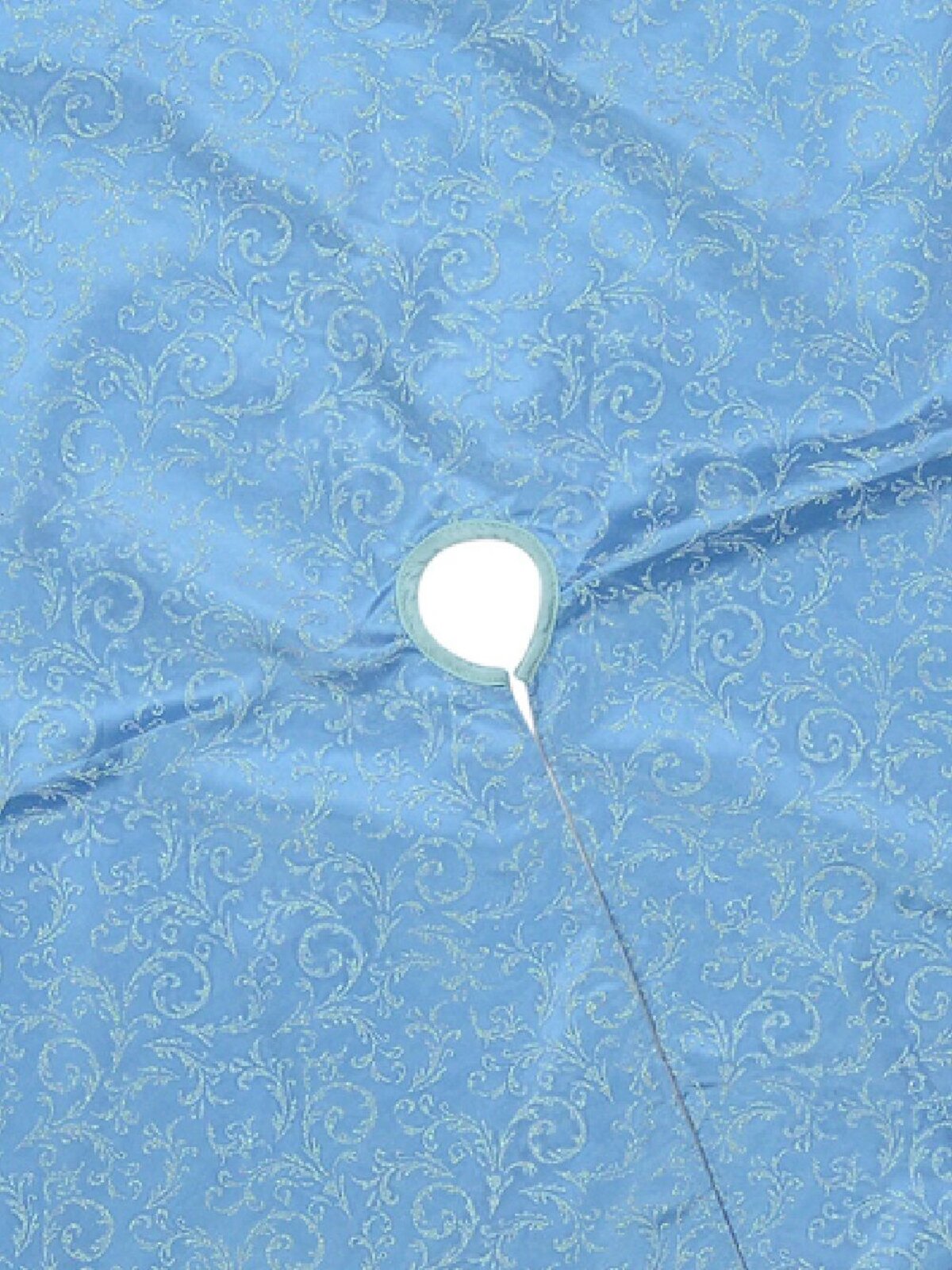 Blue & Silver Filigree Pattern With Border Christmas Tree Skirt - 1.2m — image 3