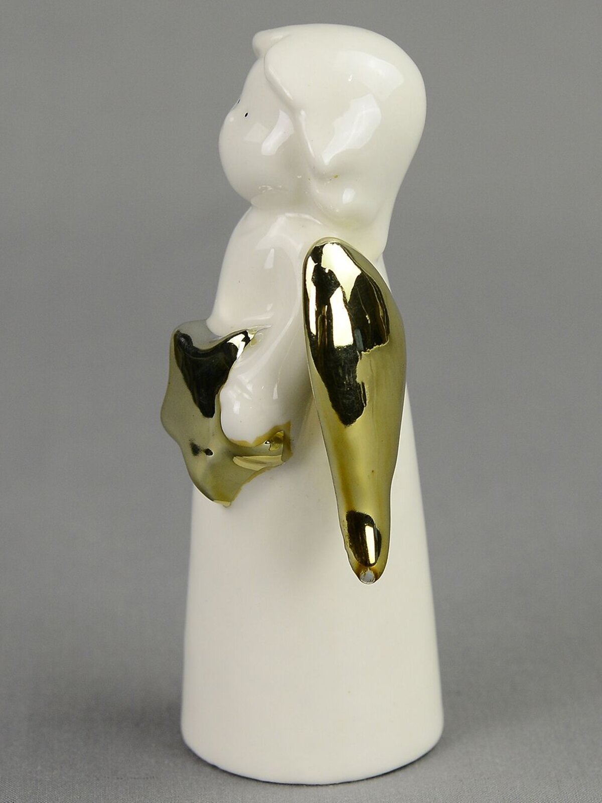 Ceramic White Angel With Gold Wings Holding Gold Star - 10cm — image 3