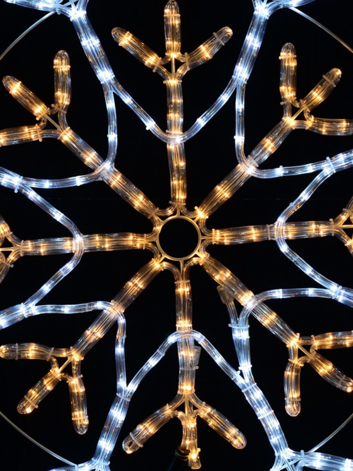 Cool & Warm White LED Radiating Snowflake Rope Light Silhouette - 94cm — image 4