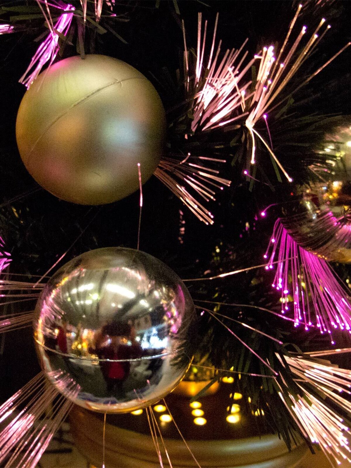 Fibre Optic Tree With Bauble Decorations - 92cm — image 6