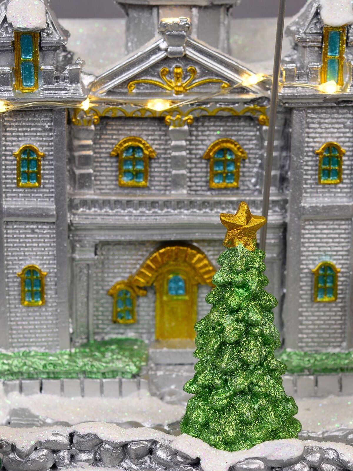 Flying Santa & Reindeer Over Snowy Winter Christmas Village Scene - 38cm — image 4
