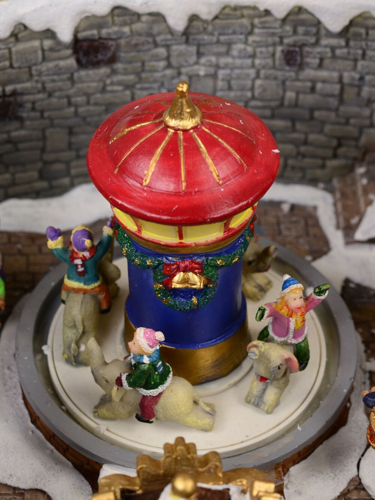 Grand Winter Fun Park Christmas Village Scene With Christmas Fair Rides - 47cm — image 7