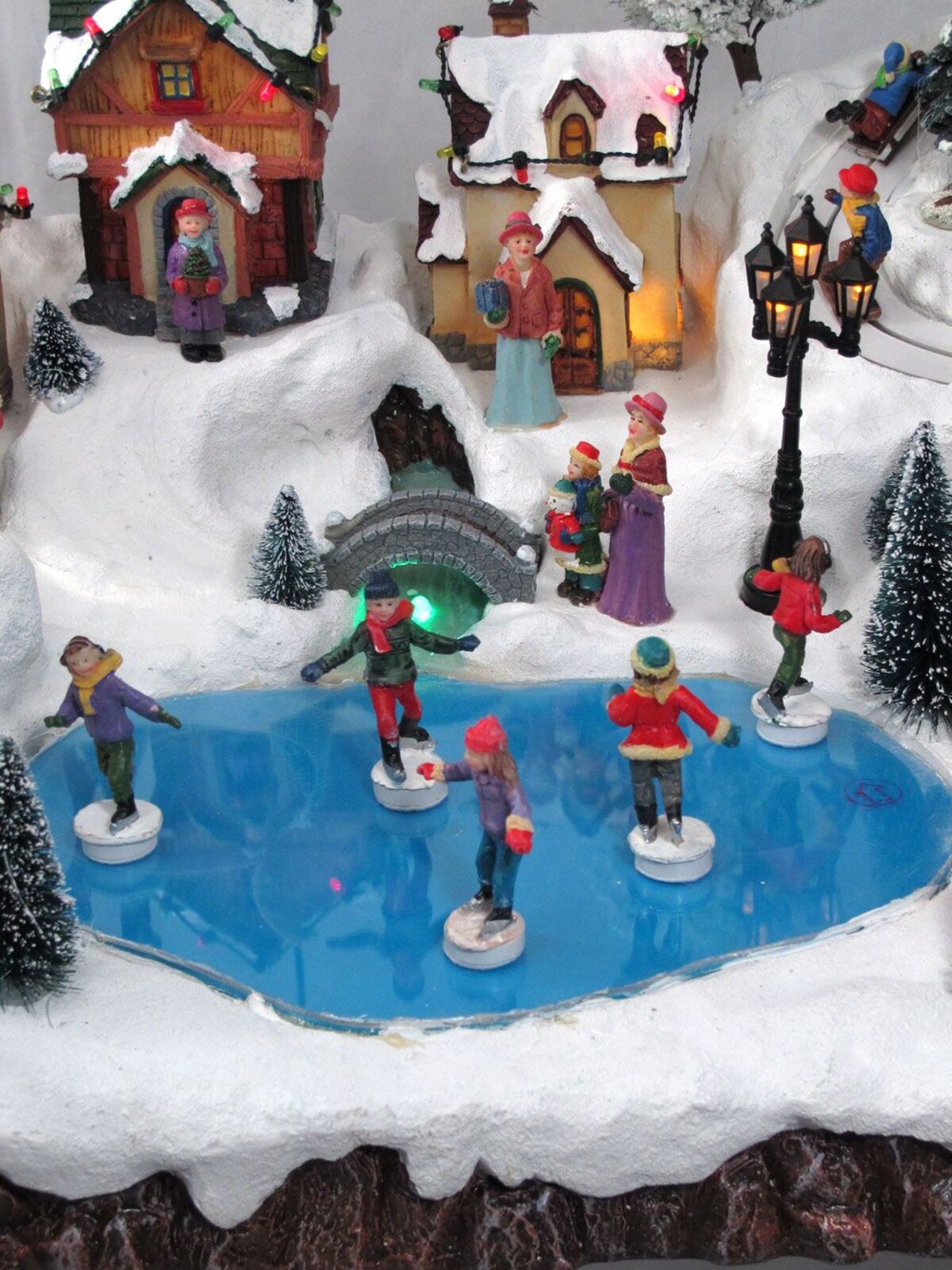 Illuminated, Animated & Musical Mountain Village Scene Ornament - 53cm — image 4