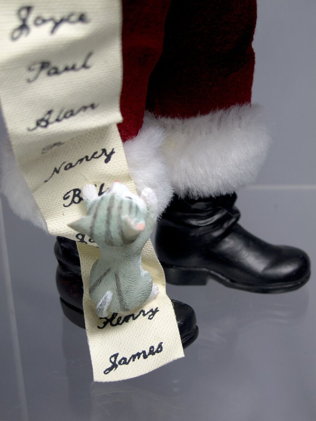List Checking Decorative Santa Holding Quill - 27cm — image 5
