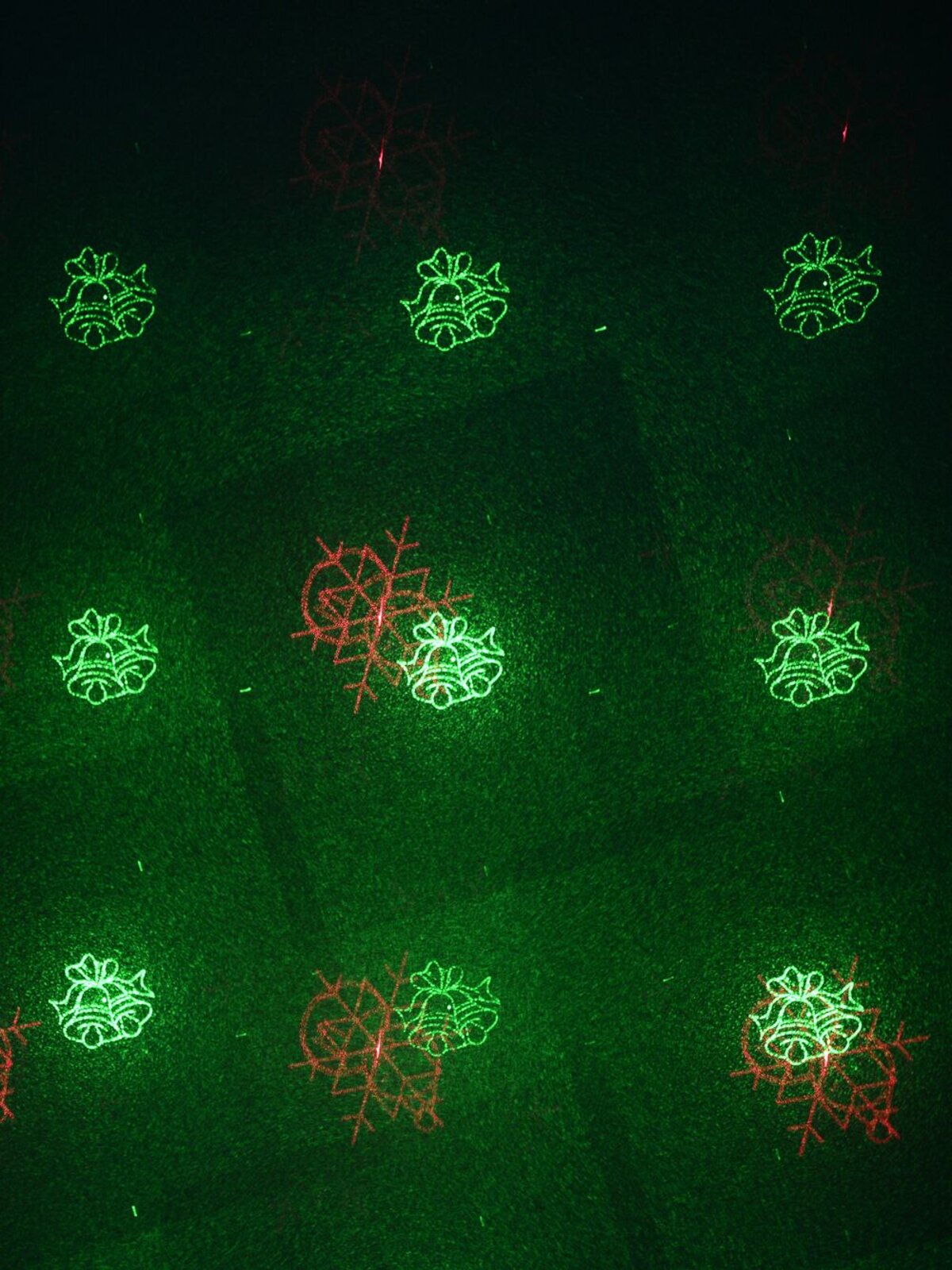 Multi Point Red & Green Christmas Pattern Garden Laser Light - 12m x 12m