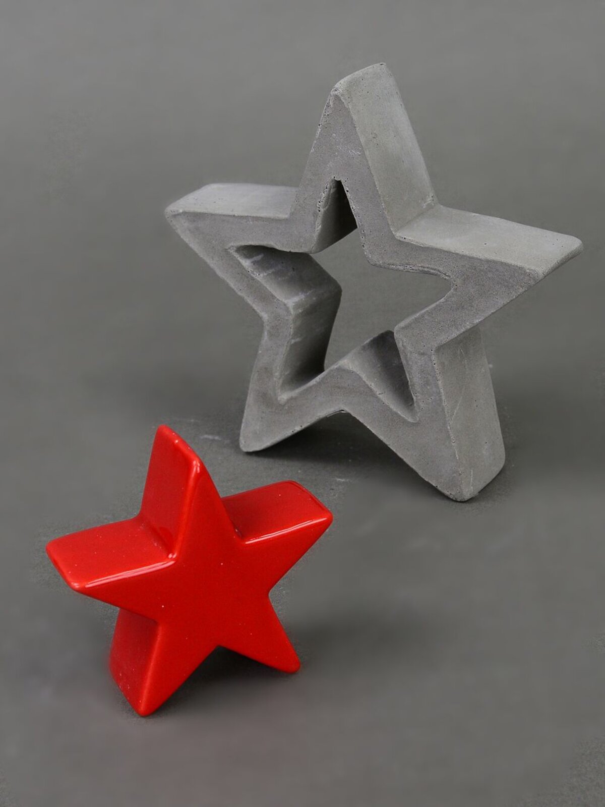 Nested Christmas Star Concrete Look & Ceramic Christmas Ornament - 13cm — image 2