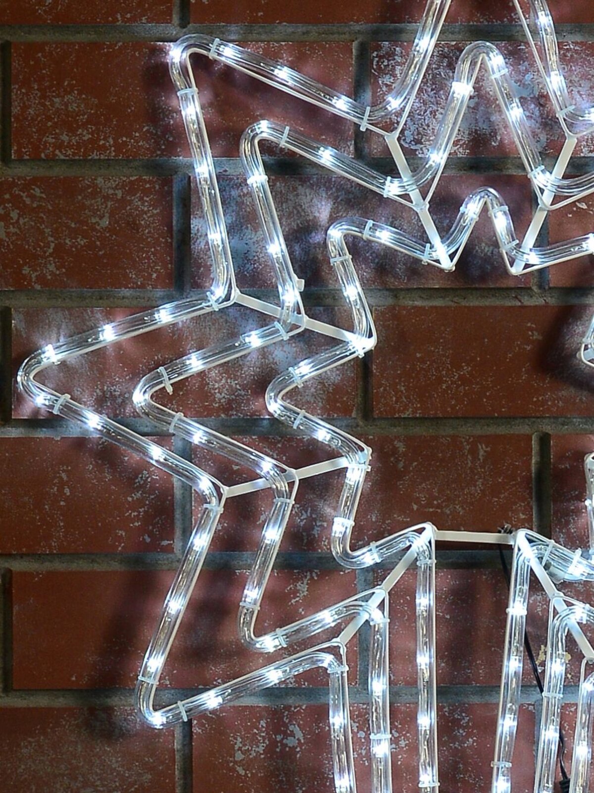 North Star Cool White LED Rope Light Silhouette - 1.2m — image 3
