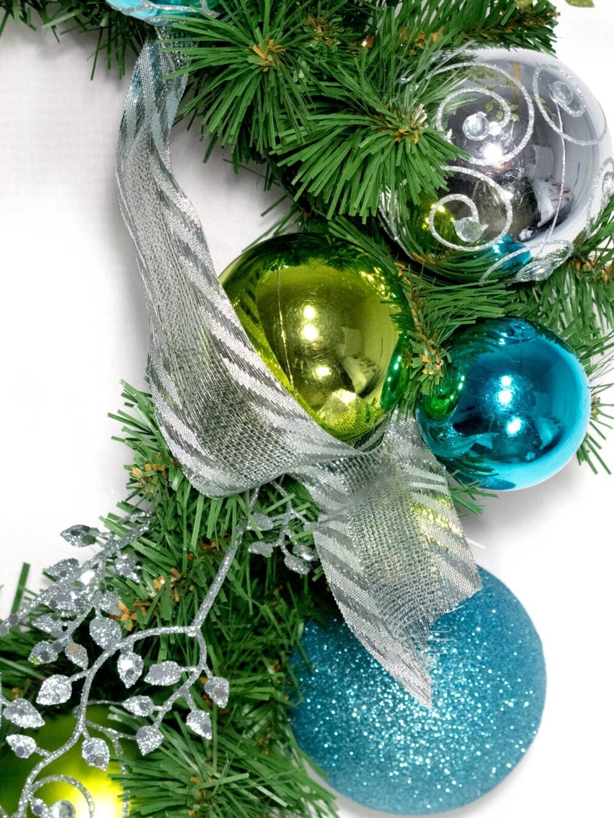 Pre-Decorated Lime, Silver & Turquoise Bauble & Pine Wreath - 38cm — image 6