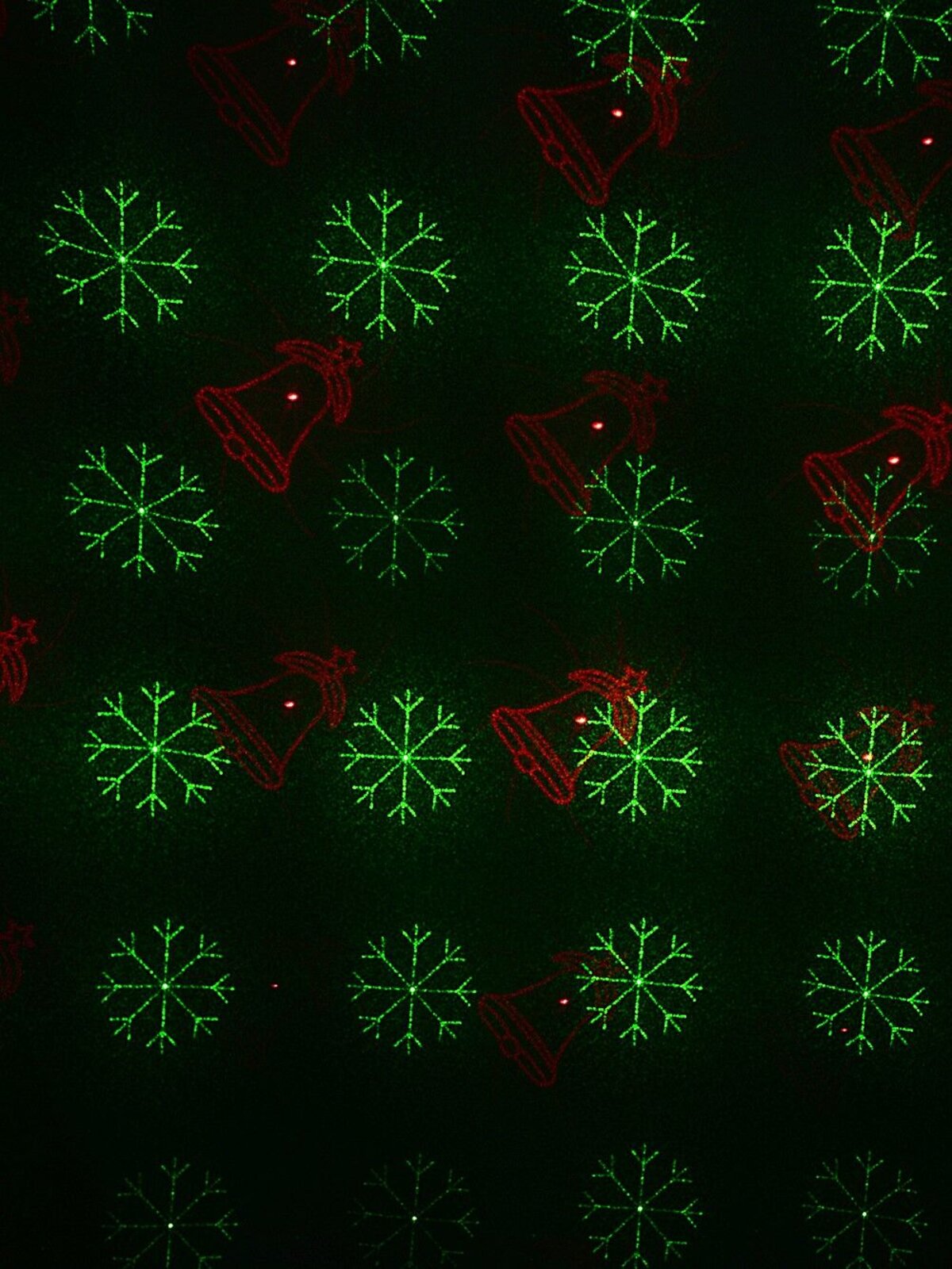 Red & Green 12 Patterned LED Christmas Garden Laser Light | 12m x 12m — image 8