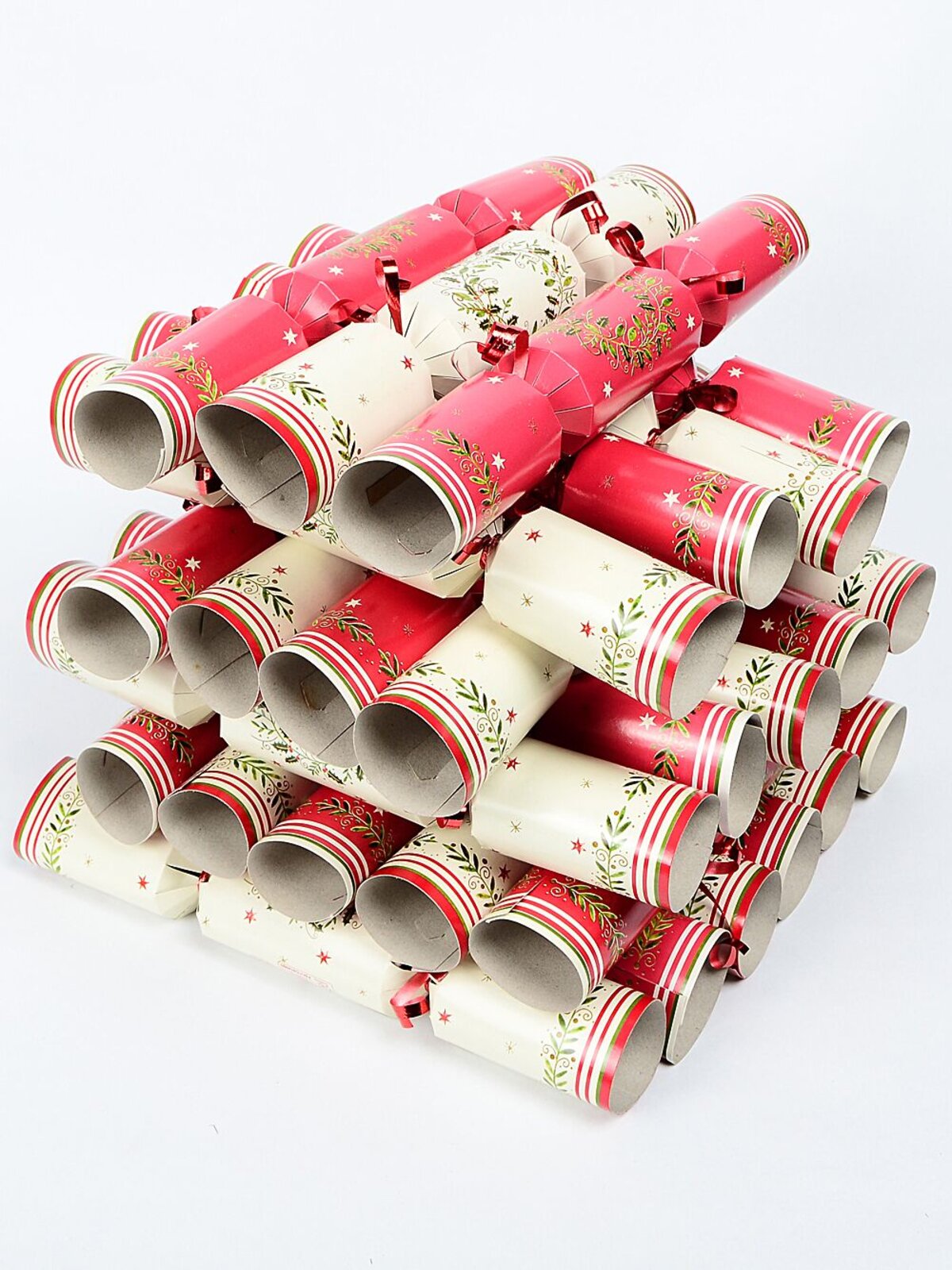 Red & White With Green Wreaths Christmas Cracker Bon Bons - 100 x 28cm — image 2